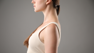 【正しい姿勢を作るのは間違い？】本当に身体が楽になる姿勢の整え方